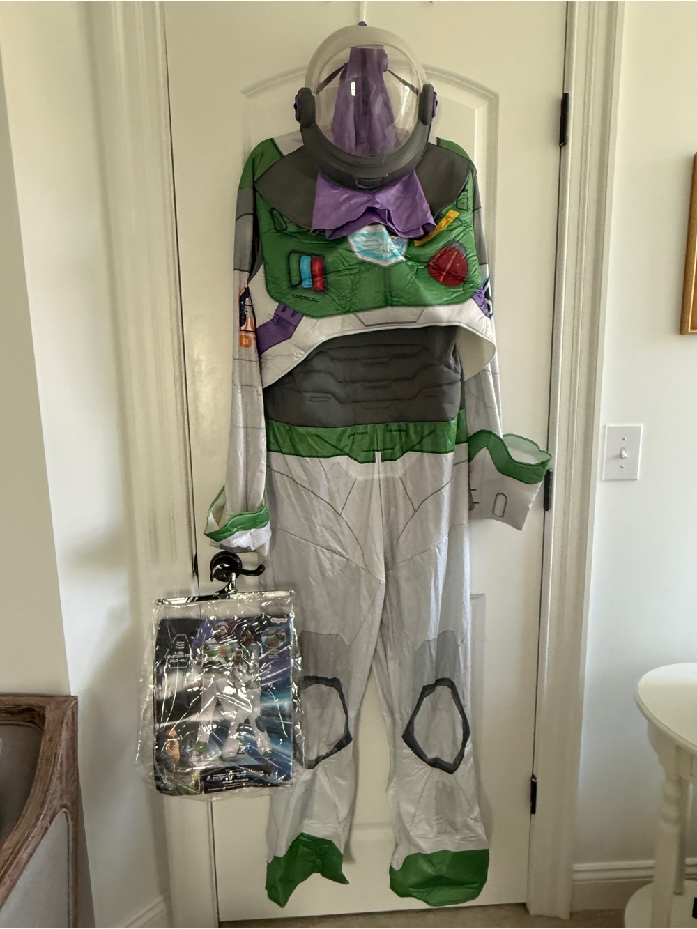 Men’s Halloween Buzz Light year Costume- like new!